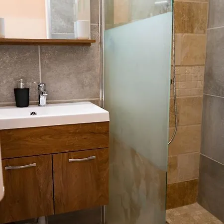 The Sungate - Host Provence Apartment